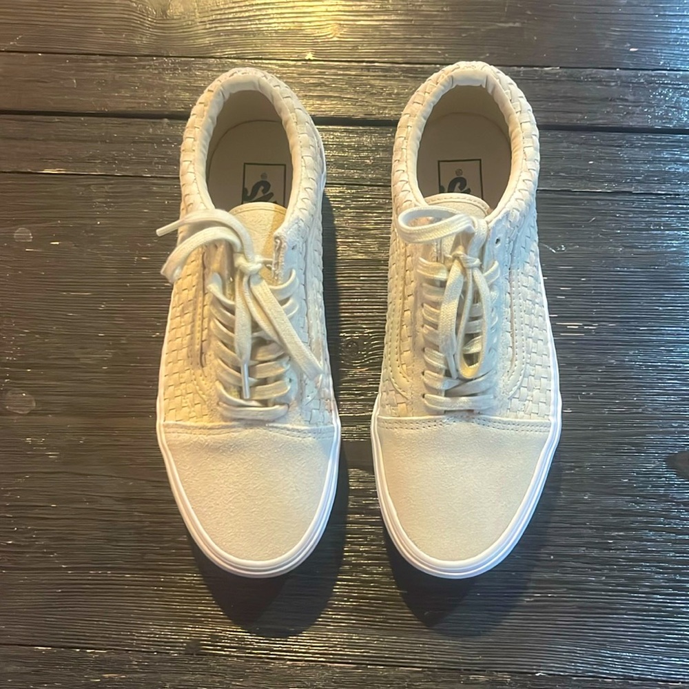 NEW Vans Platform Sneakers